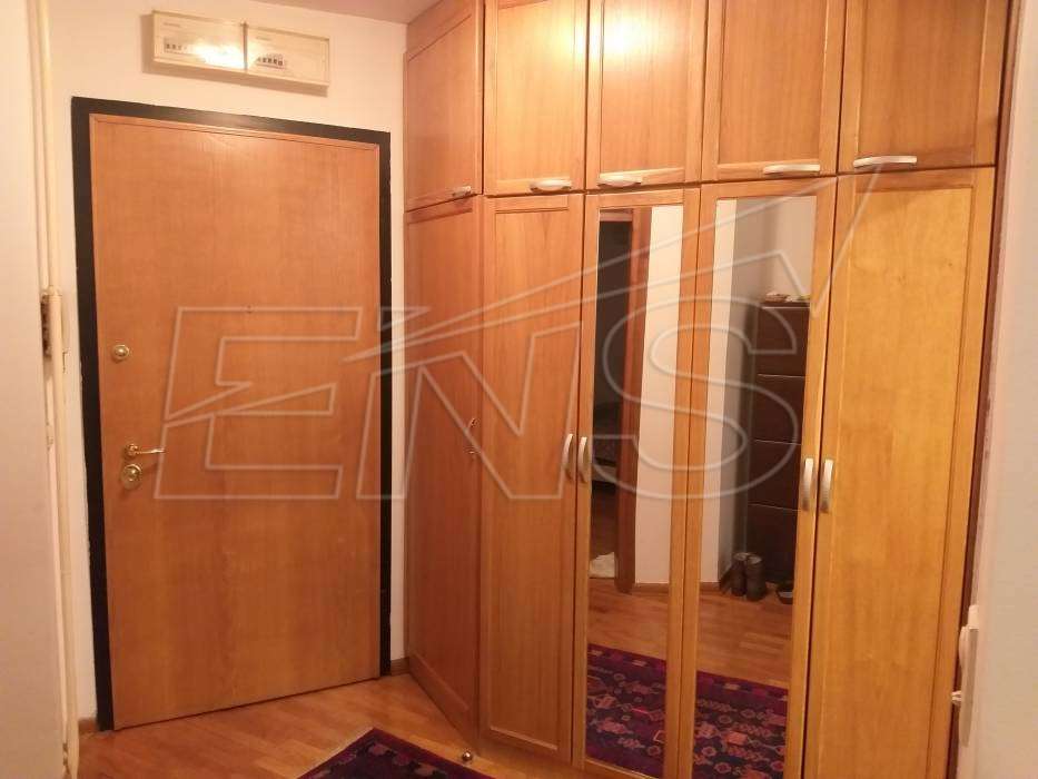 Renoviran 3.0 stan kod Botaničke Bašte