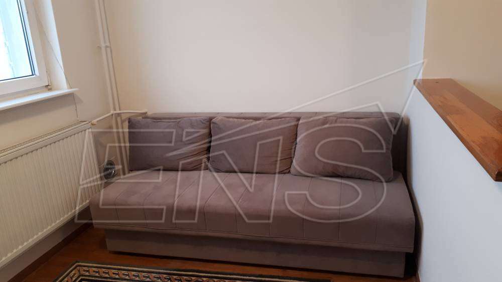 Blok 22, novija gradnja, namešten 1.5 stan