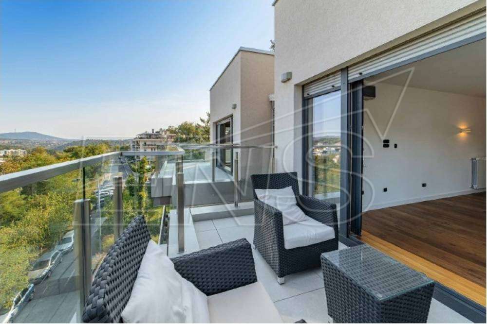 Dedinje, moderan penthouse