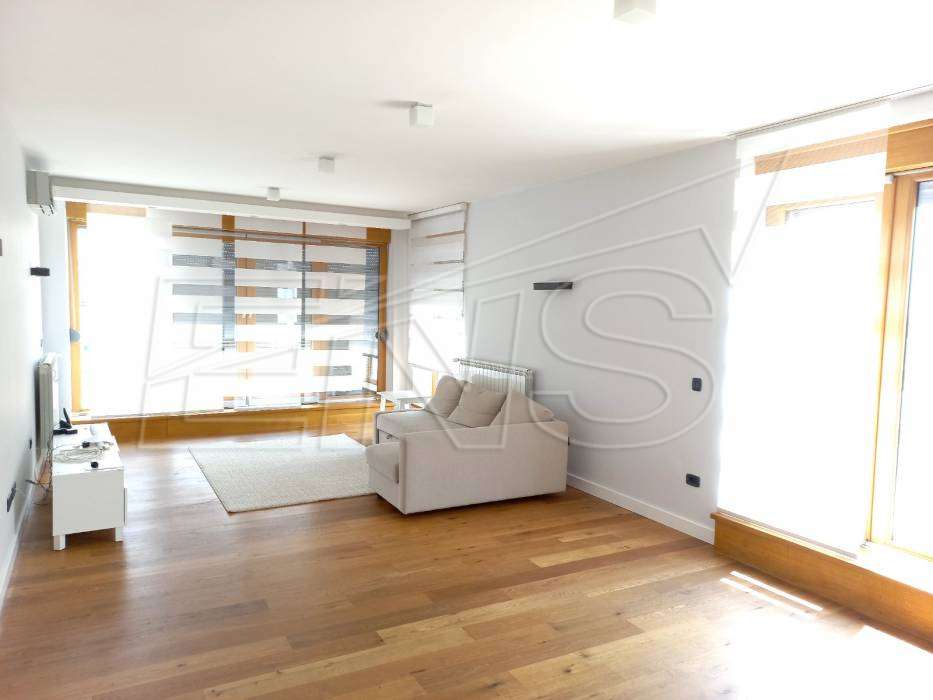 Dedinje, moderan penthouse