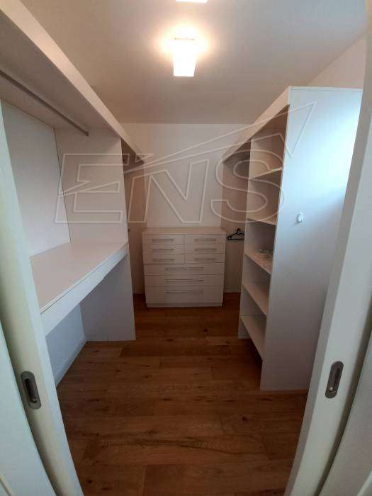 Dedinje, moderan penthouse