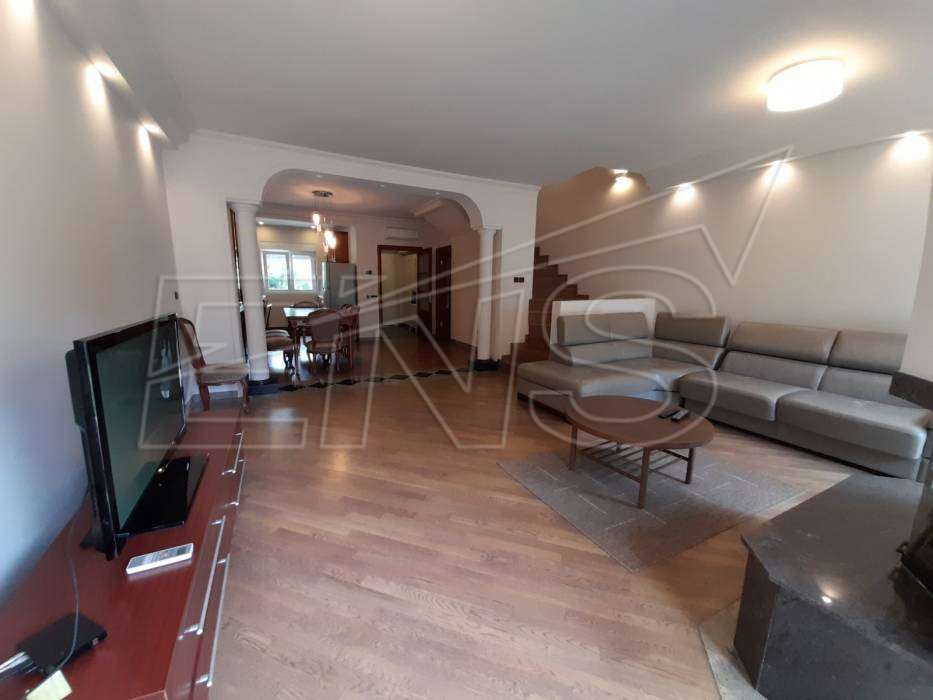 Renovirana kuća na Dedinju